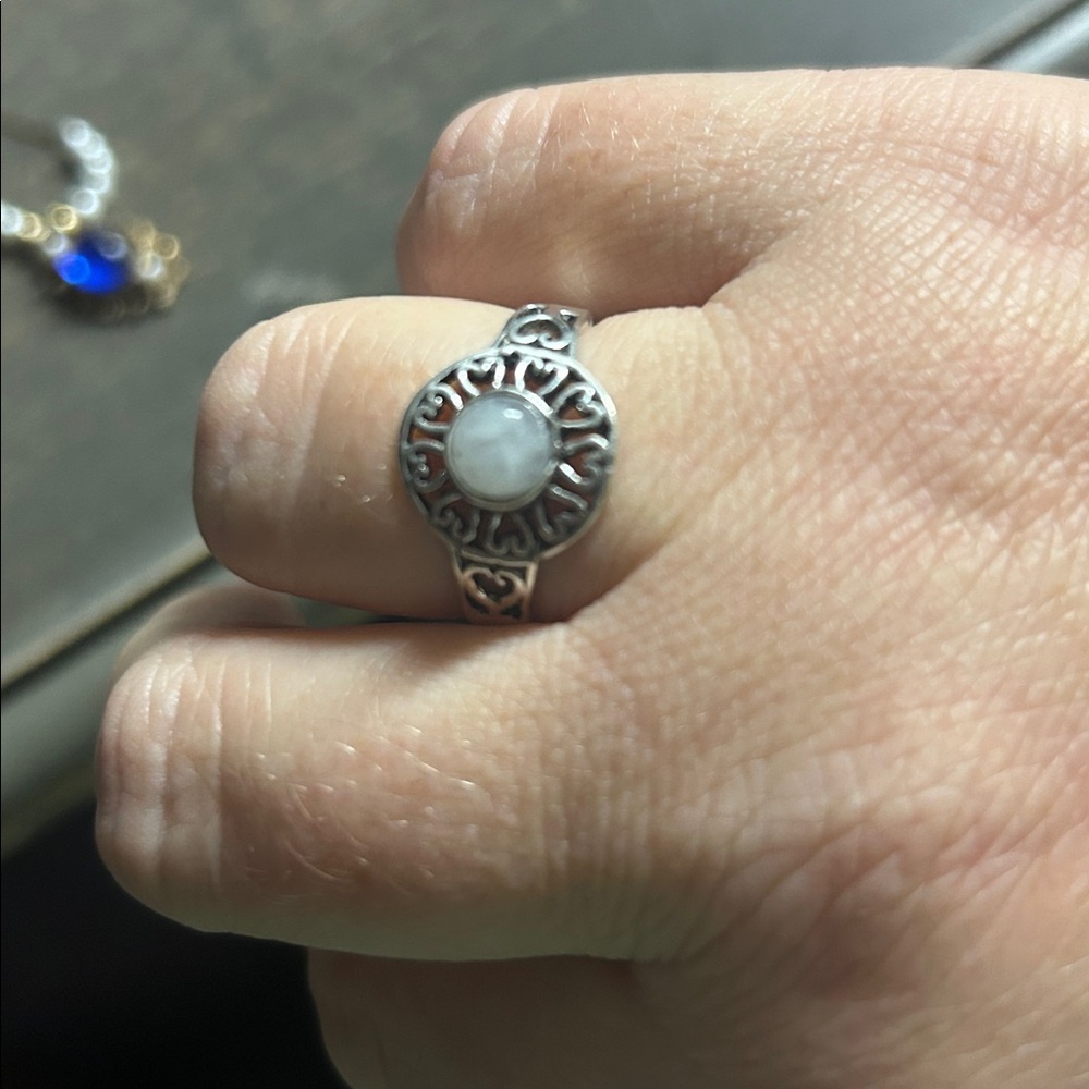 Sterling Silver Ring With Heart Filigree Details and‎ Moonstone Center Size 9.5